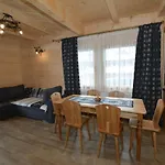 Smreco House 자코파네
